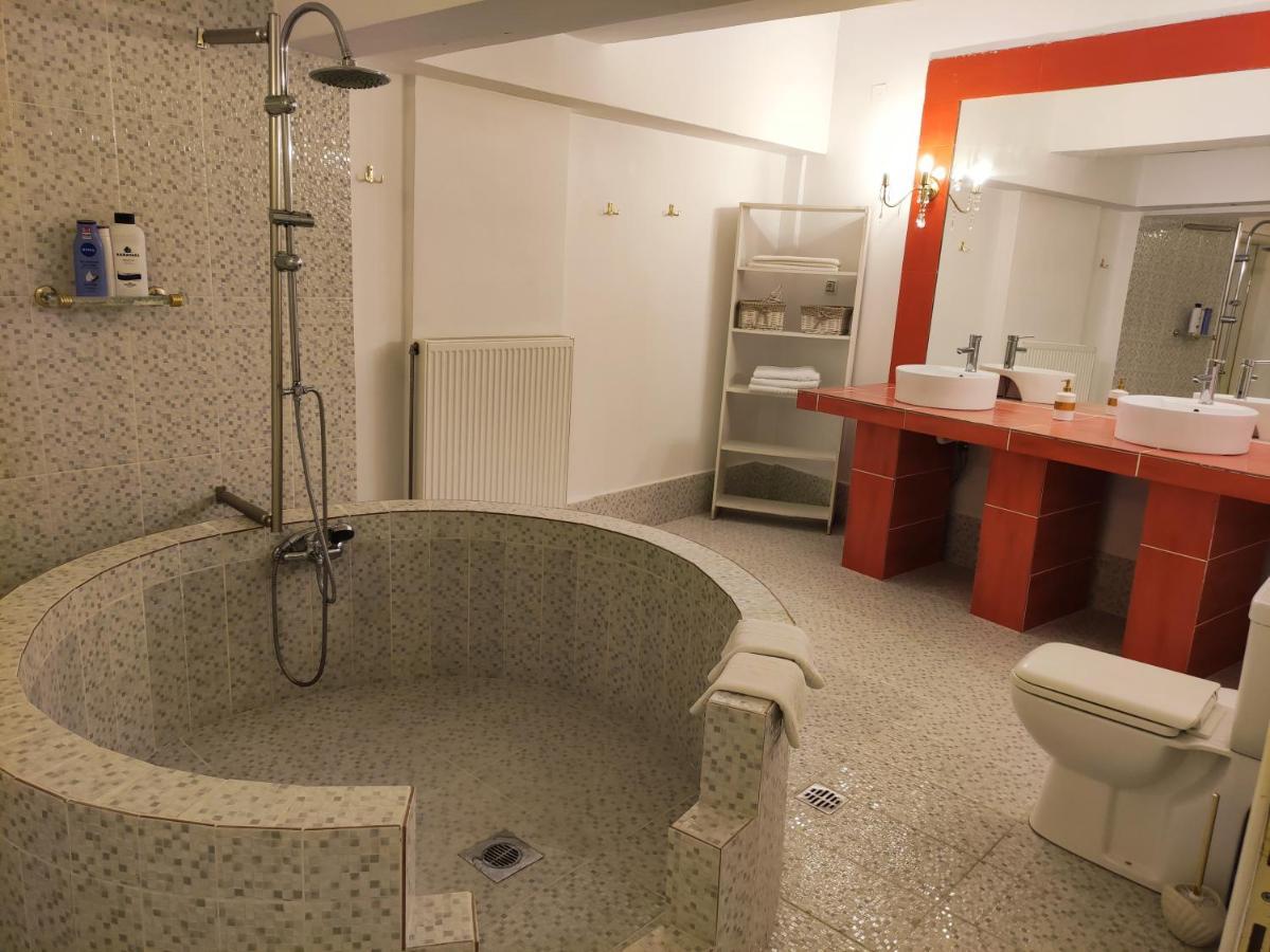 Superior Chic Family Apartment カランバカ エクステリア 写真